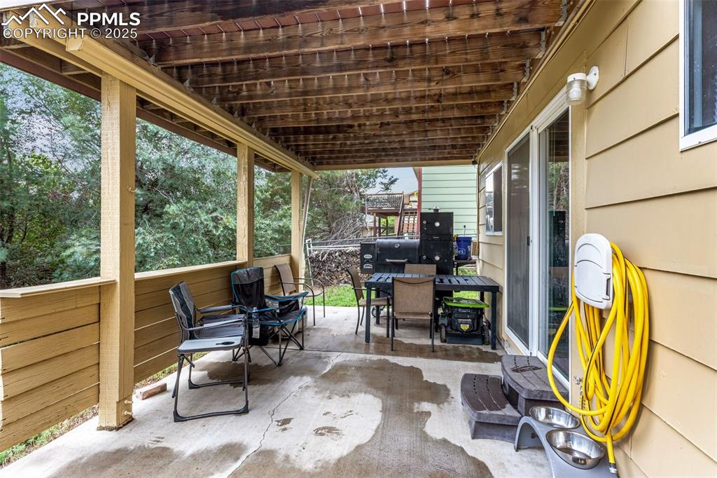 Image 14 of 38: Patio