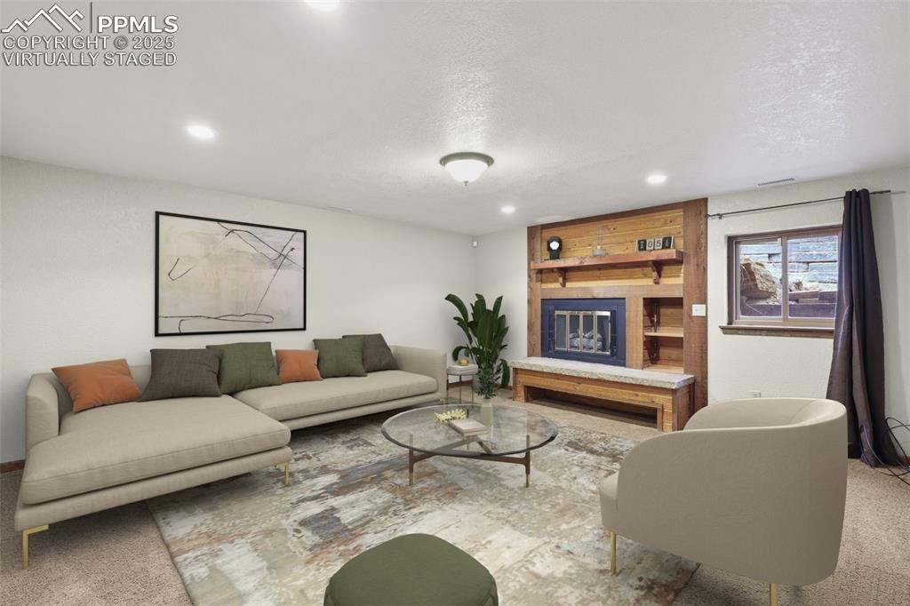 Image 20 of 50: Virtually staged