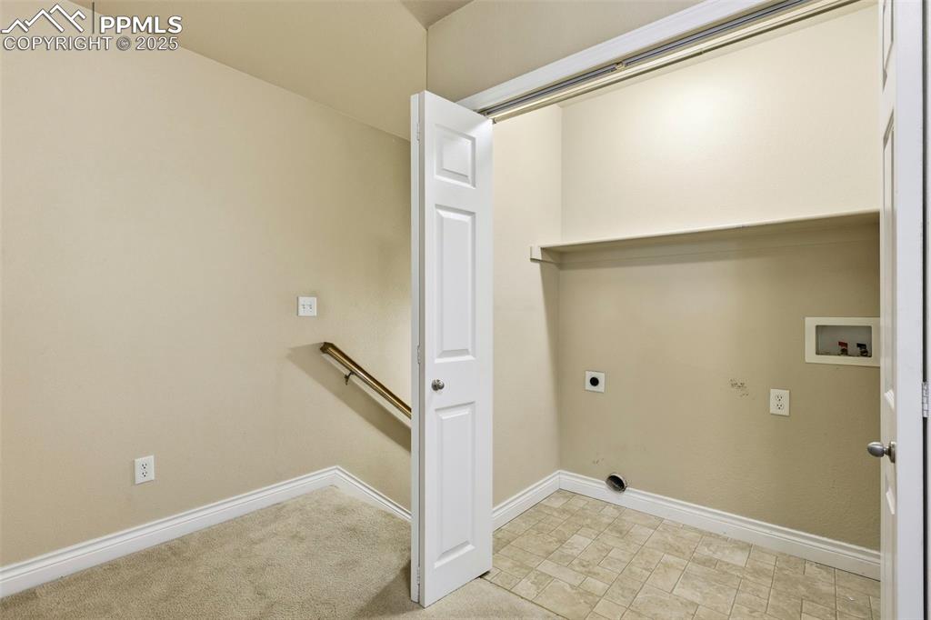 Image 13 of 34: Laundry Upper Level