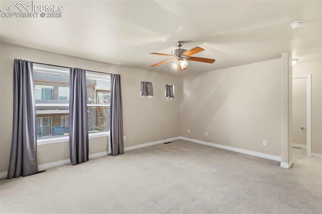 Image 32 of 34: Master Bedroom