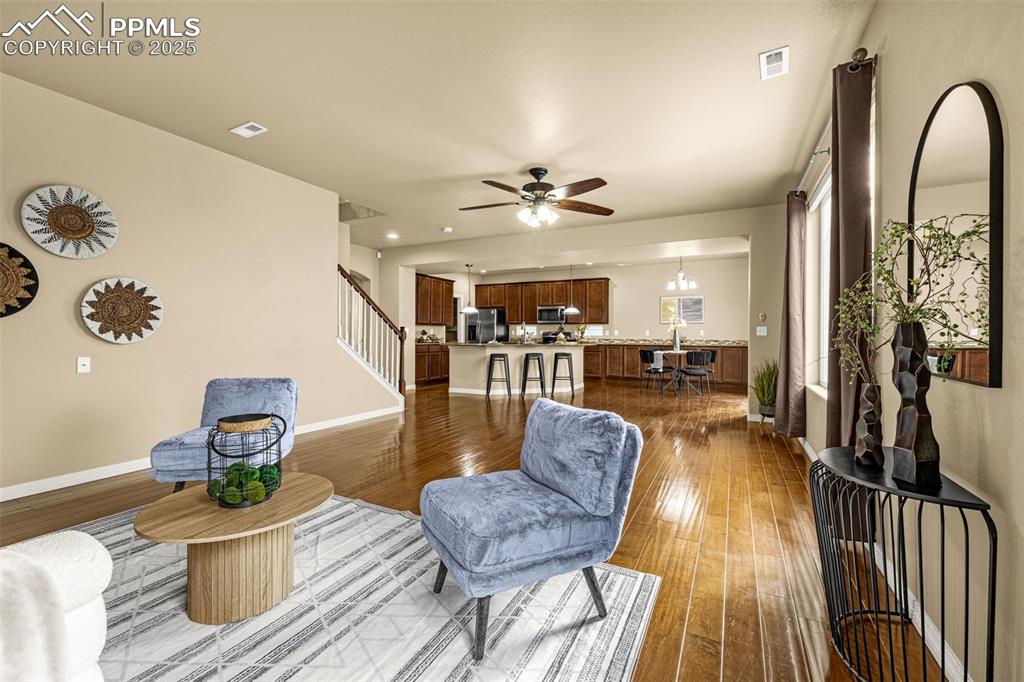 Image 10 of 39: Living Room