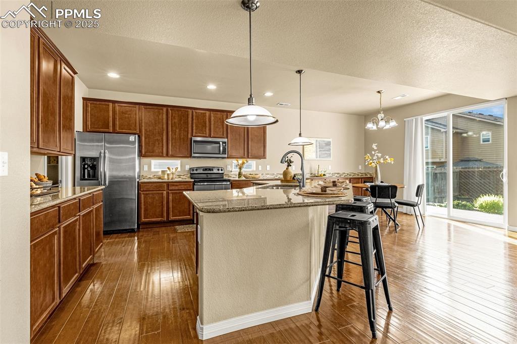 Image 12 of 39: Kitchen