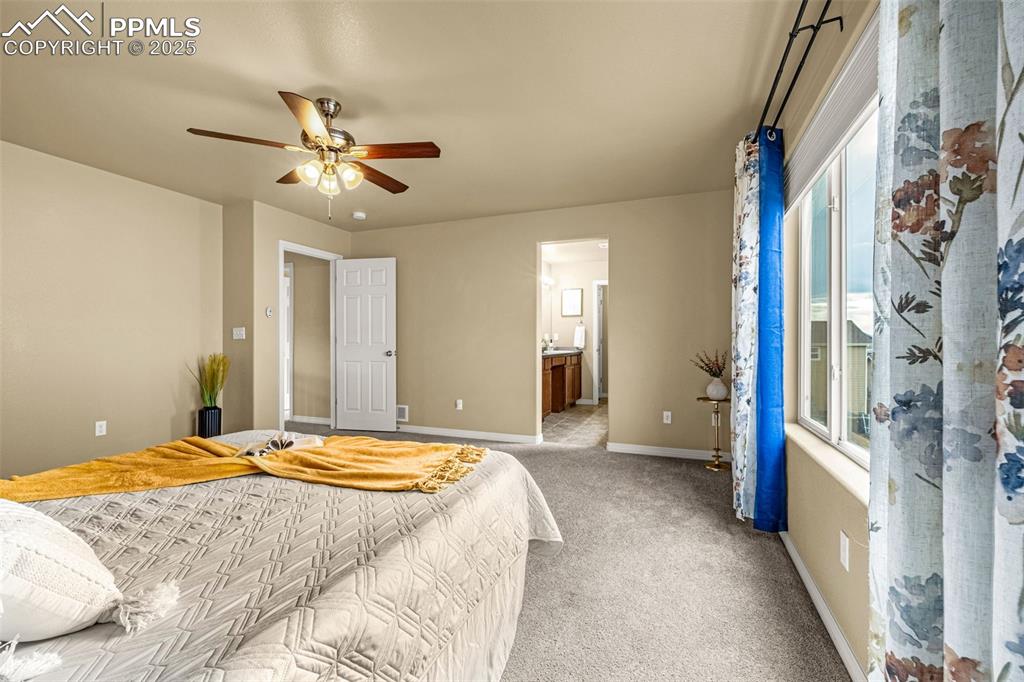 Image 26 of 39: Bedroom