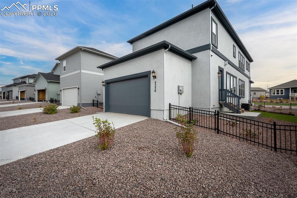 Image 38 of 42: Back of Structure