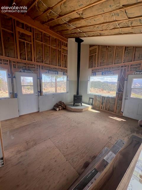 Image 16 of 50: Living Room