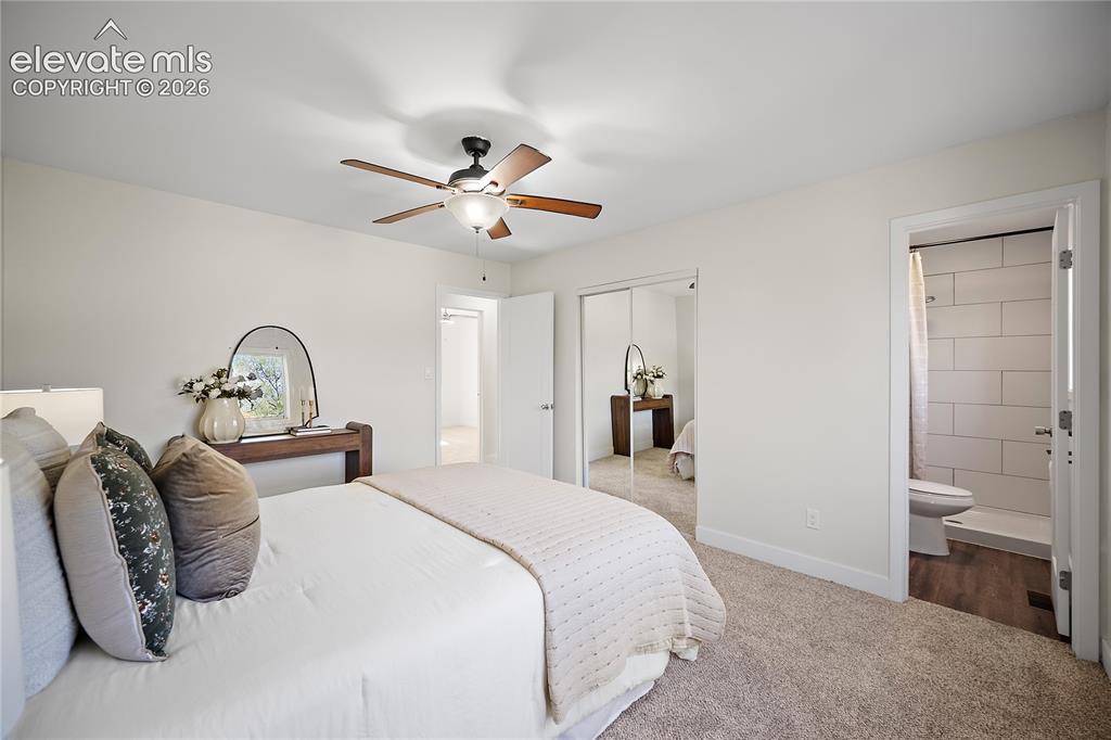 Image 13 of 49: Bedroom
