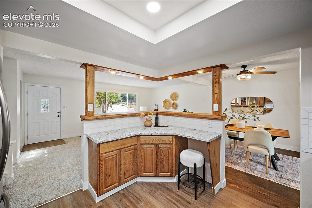 Image 9 of 49: Kitchen