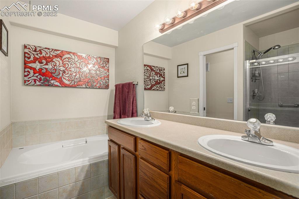 Listing 3837731, Image 15 of 25
