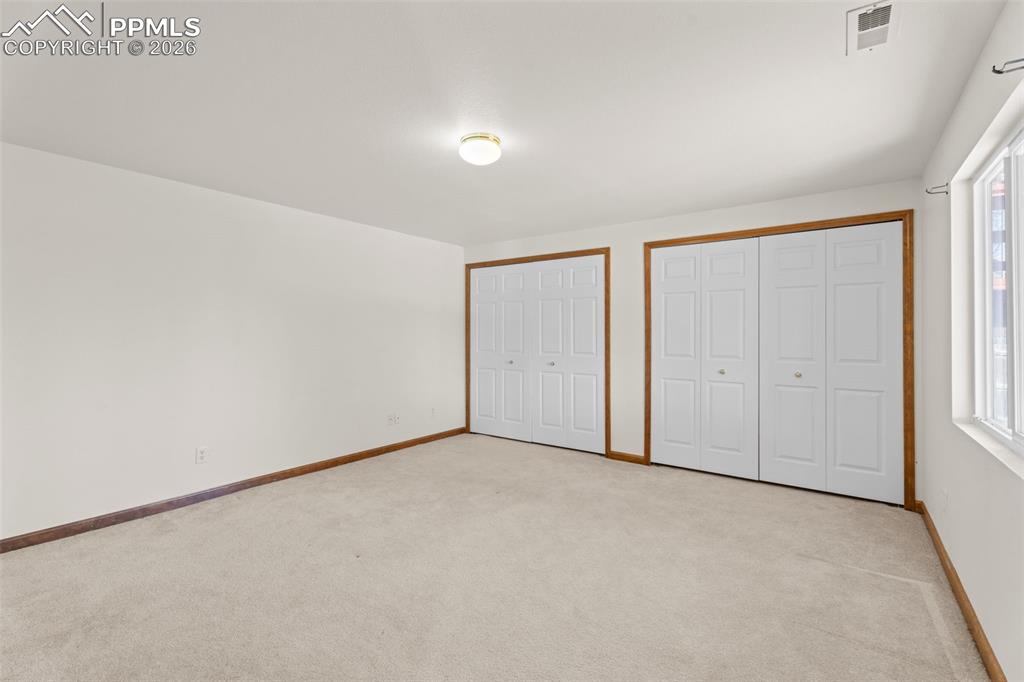 Image 20 of 36: Bedroom