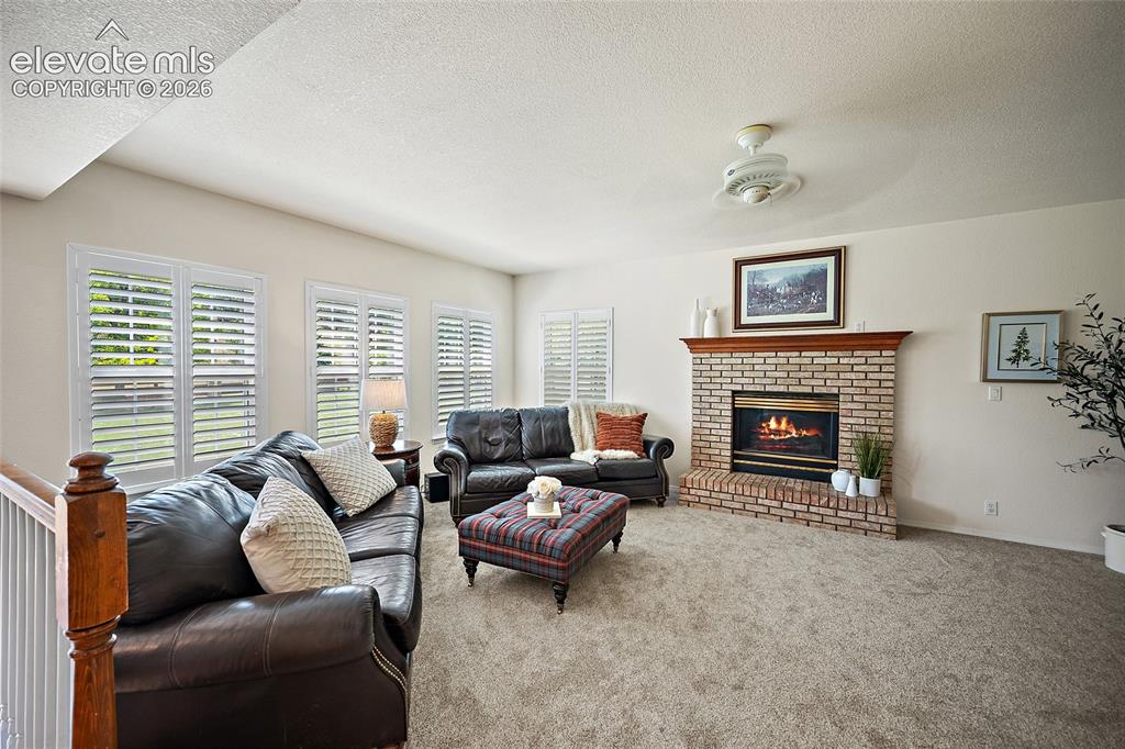 Image 18 of 47: Family Room