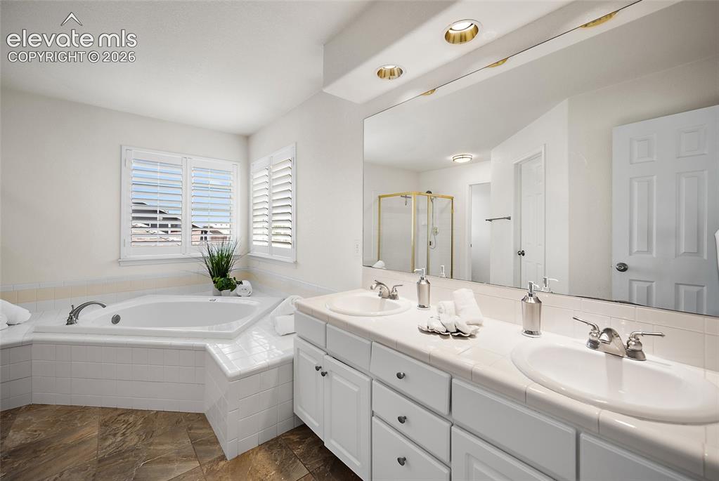 Image 26 of 47: Master Bathroom