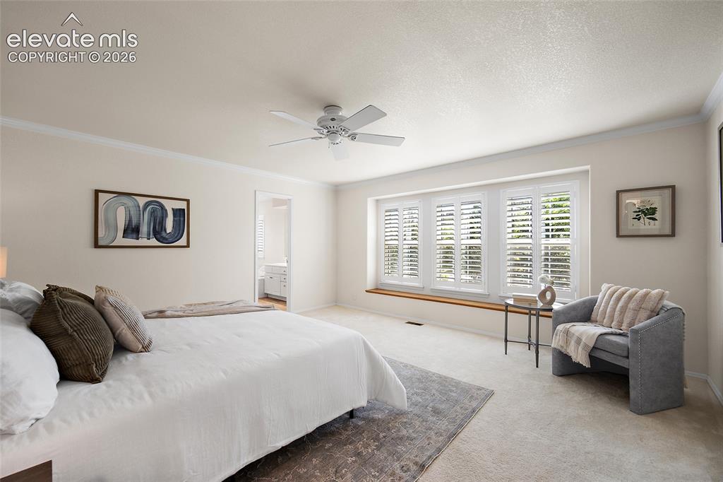 Image 6 of 47: Bedroom