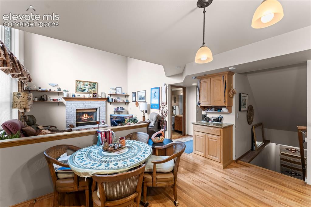 Image 12 of 48: Dining Area
