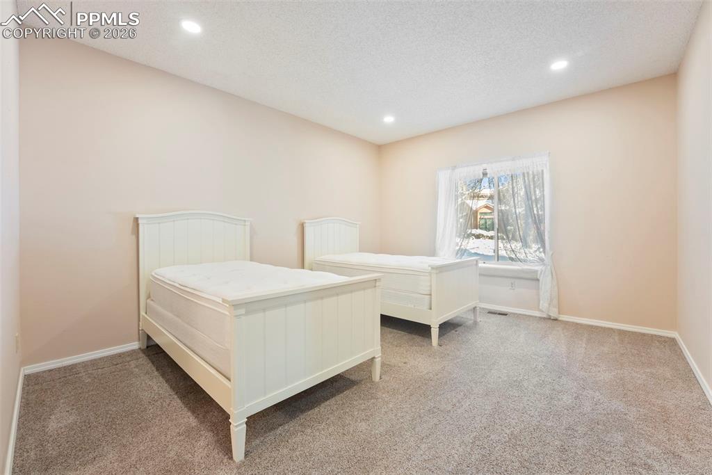 Image 20 of 40: Bedroom