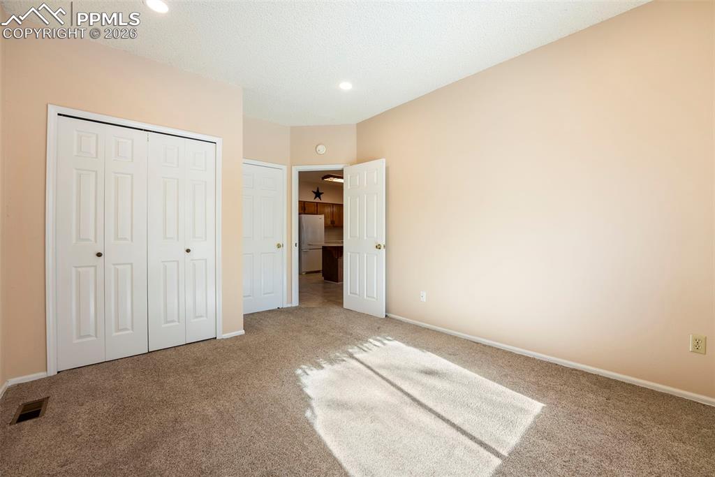 Image 26 of 40: Bedroom