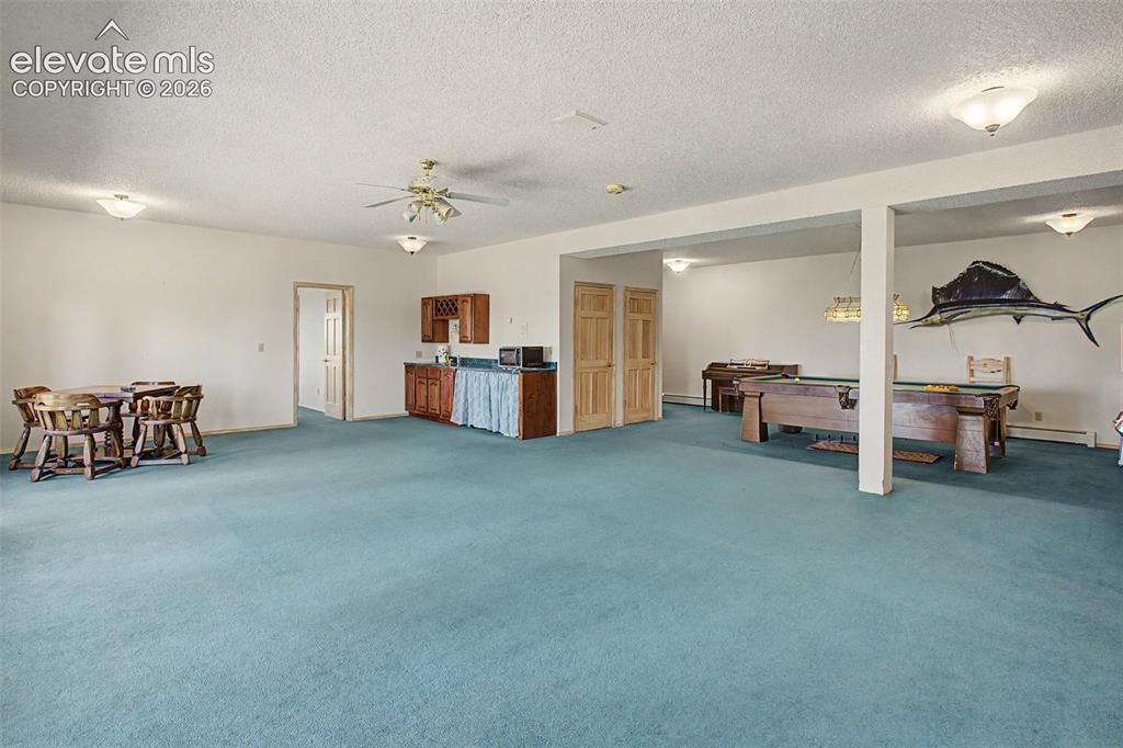 Image 25 of 30: Family Room