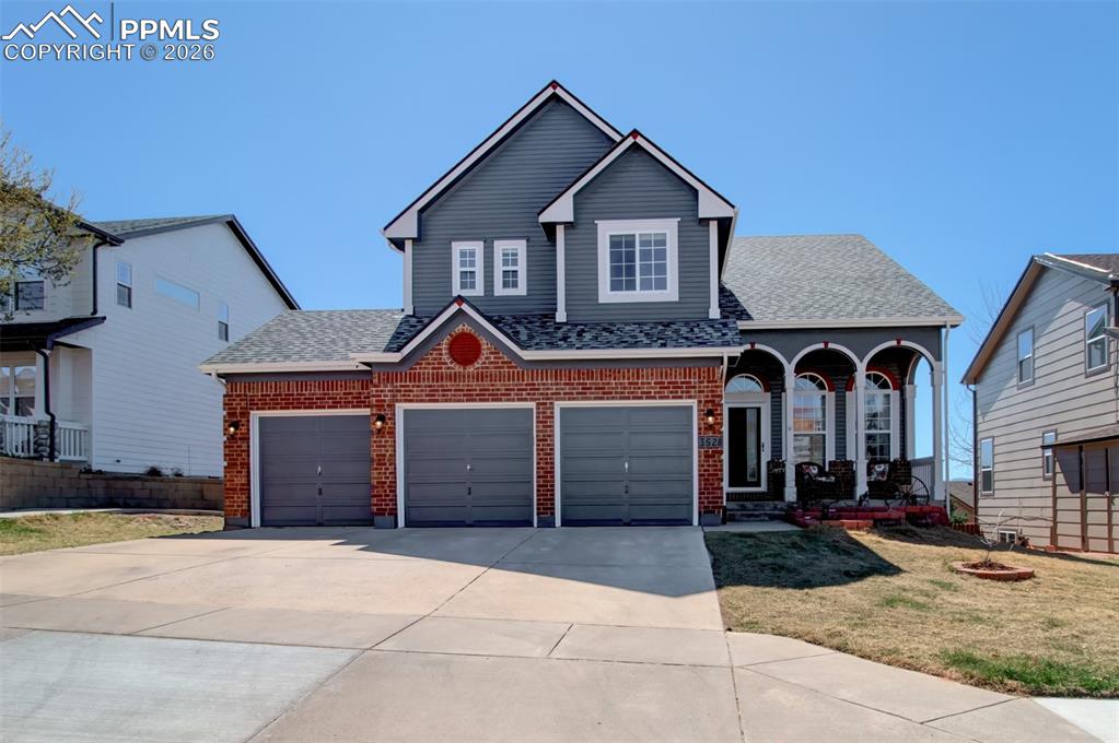 Image 2 of 45: Front of home