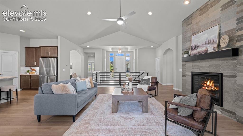 Image 10 of 49: Living Room