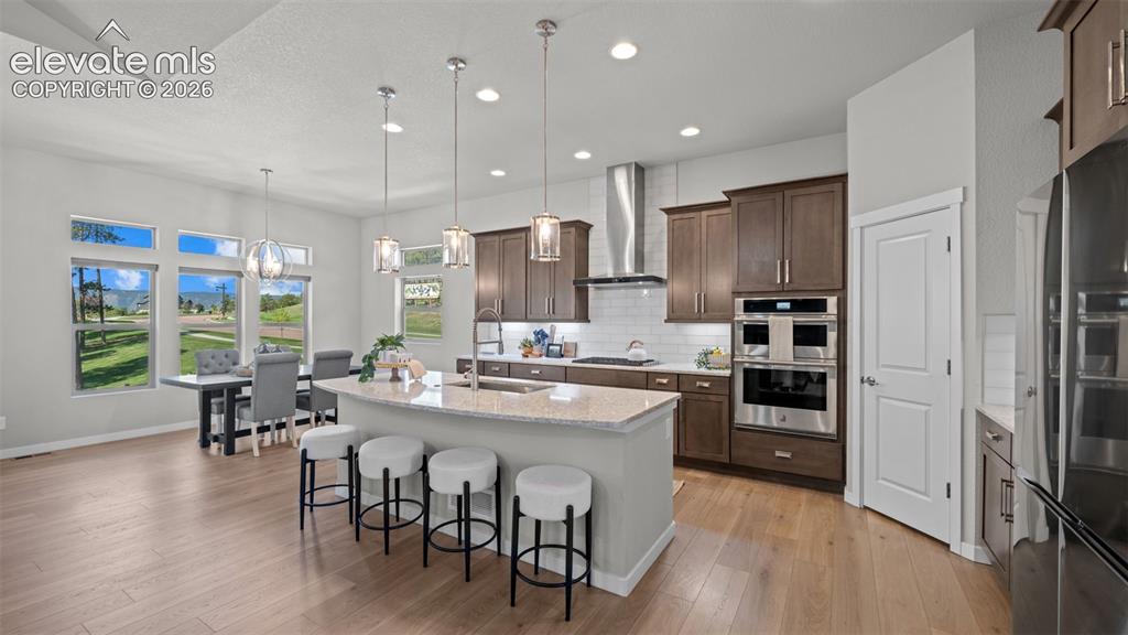 Image 11 of 49: Kitchen