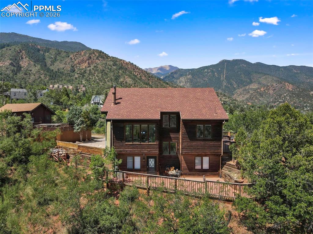 Image 15 of 21: Back of Structure