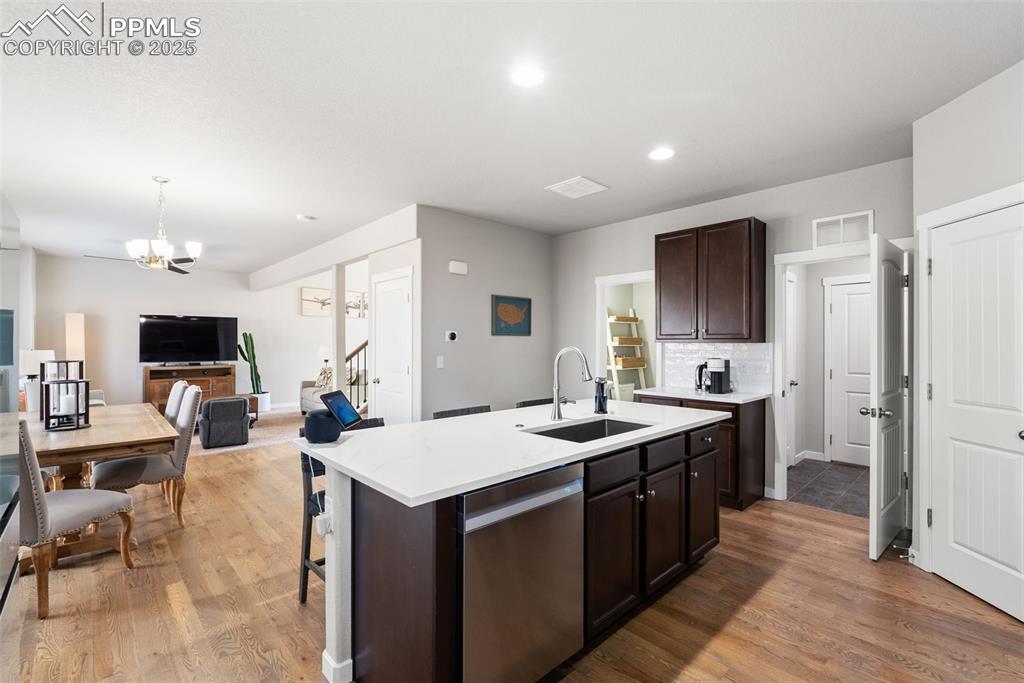 Image 16 of 48: Kitchen