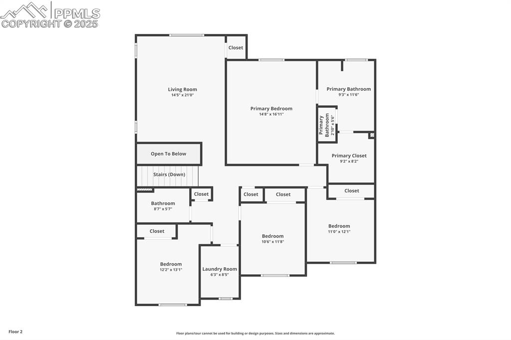Image 49 of 50: View of room layout