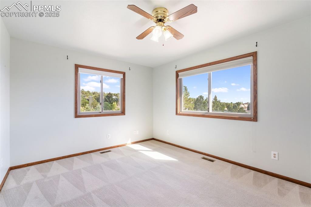 Image 24 of 50: Bedroom