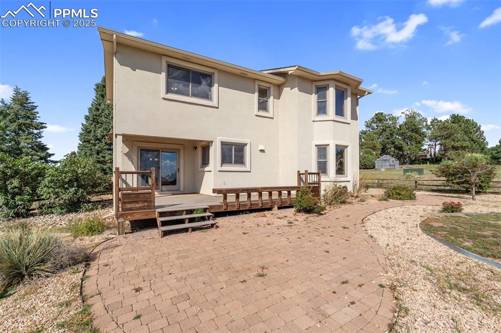 Image 40 of 50: Back of Structure