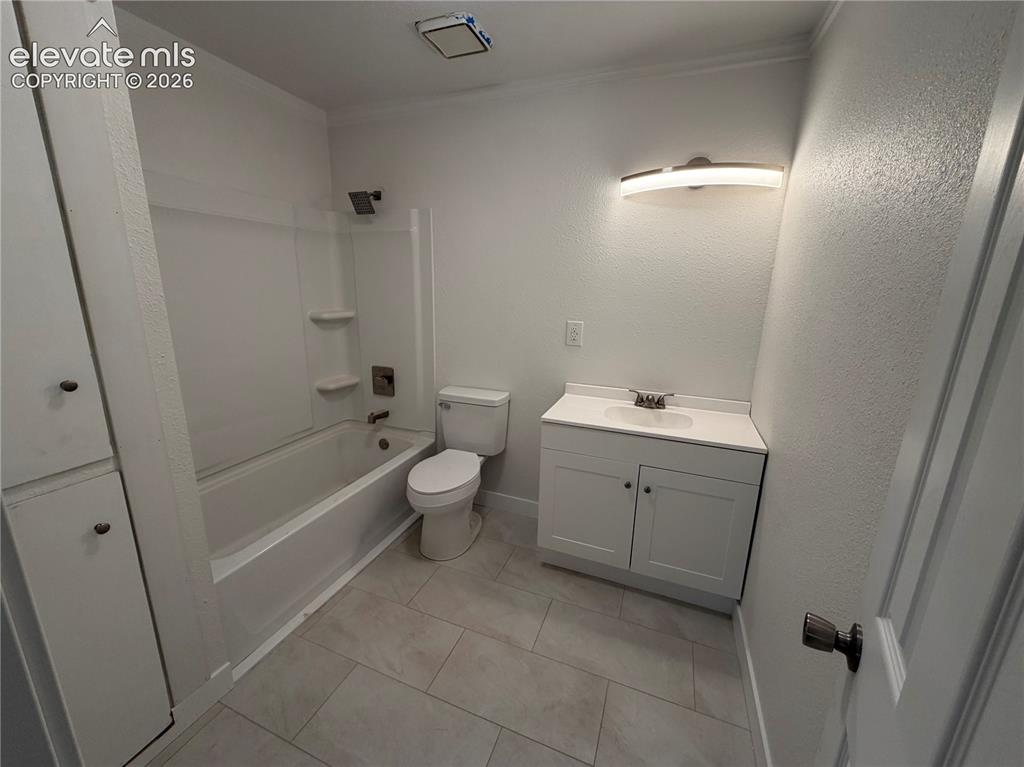 Image 12 of 27: New Bathrooms