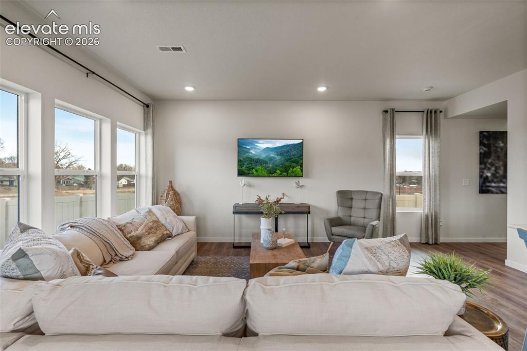 Image 6 of 20: *photo of previous model home of the same floorplan*