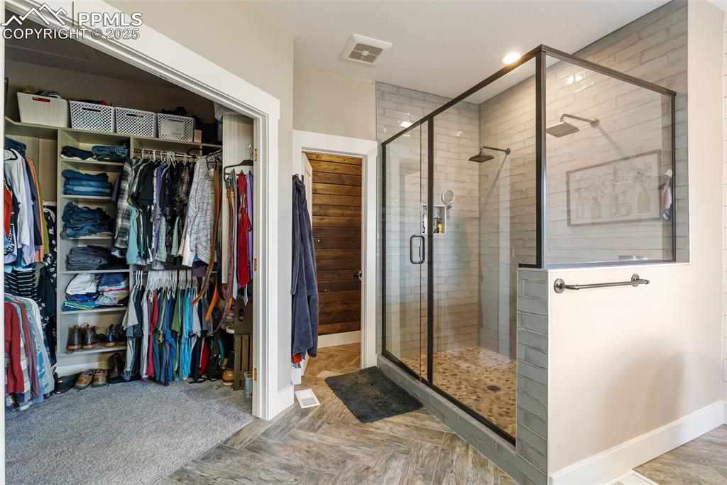 Image 22 of 50: Master Bathroom