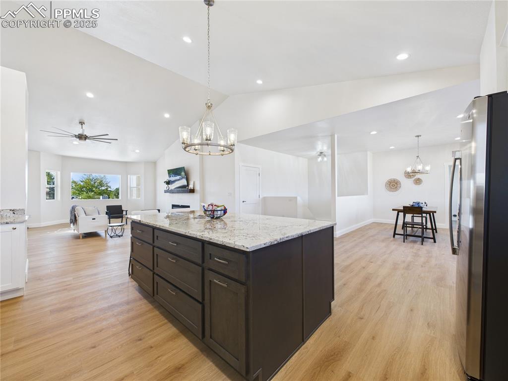 Image 13 of 39: Kitchen