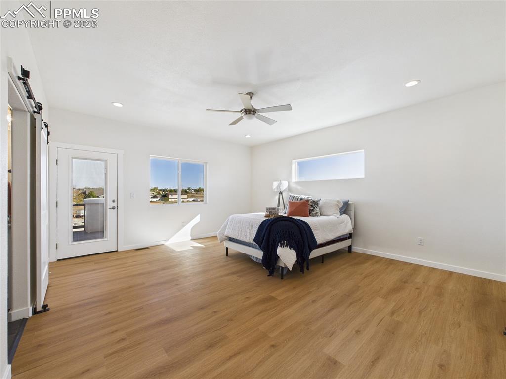 Image 25 of 39: Bedroom