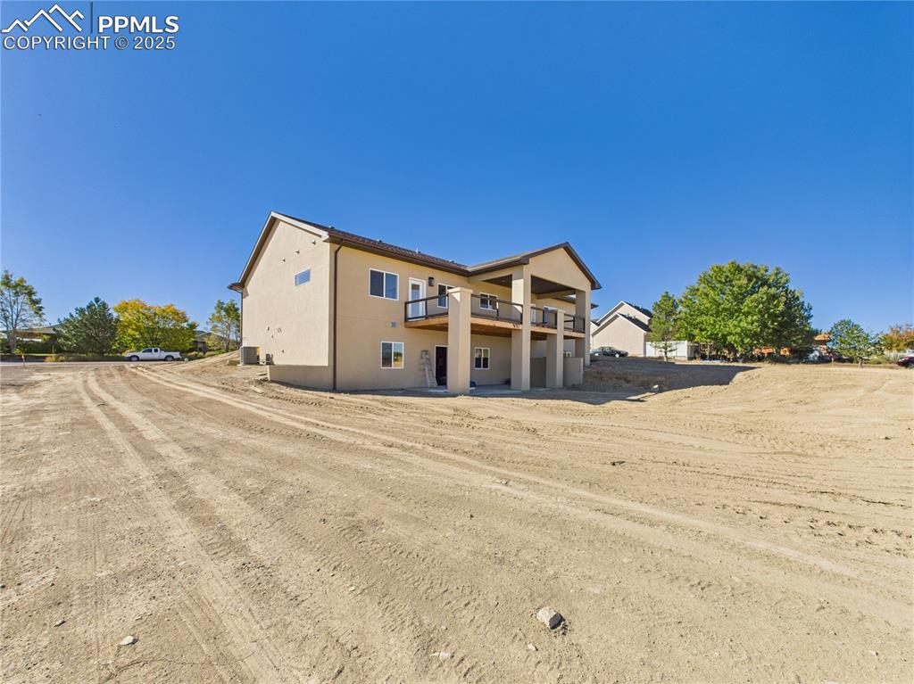 Image 37 of 39: Back of Structure