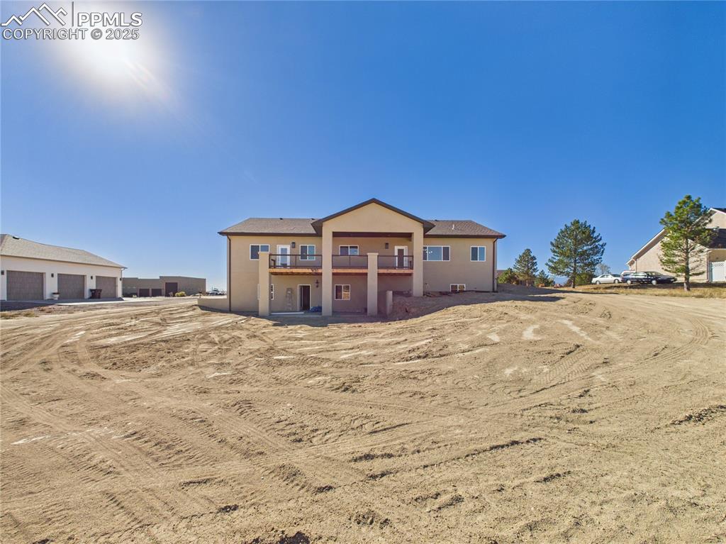 Image 39 of 39: Back of Structure