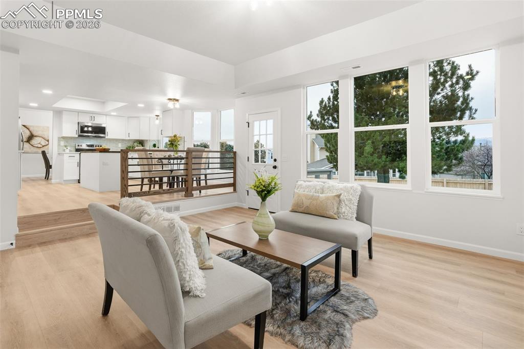 Image 20 of 46: Family Room