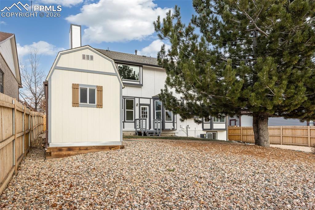 Image 45 of 46: Back of Structure