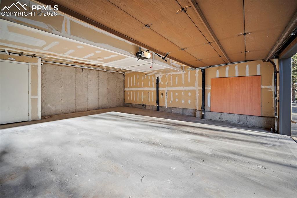 Image 30 of 47: No Description Available