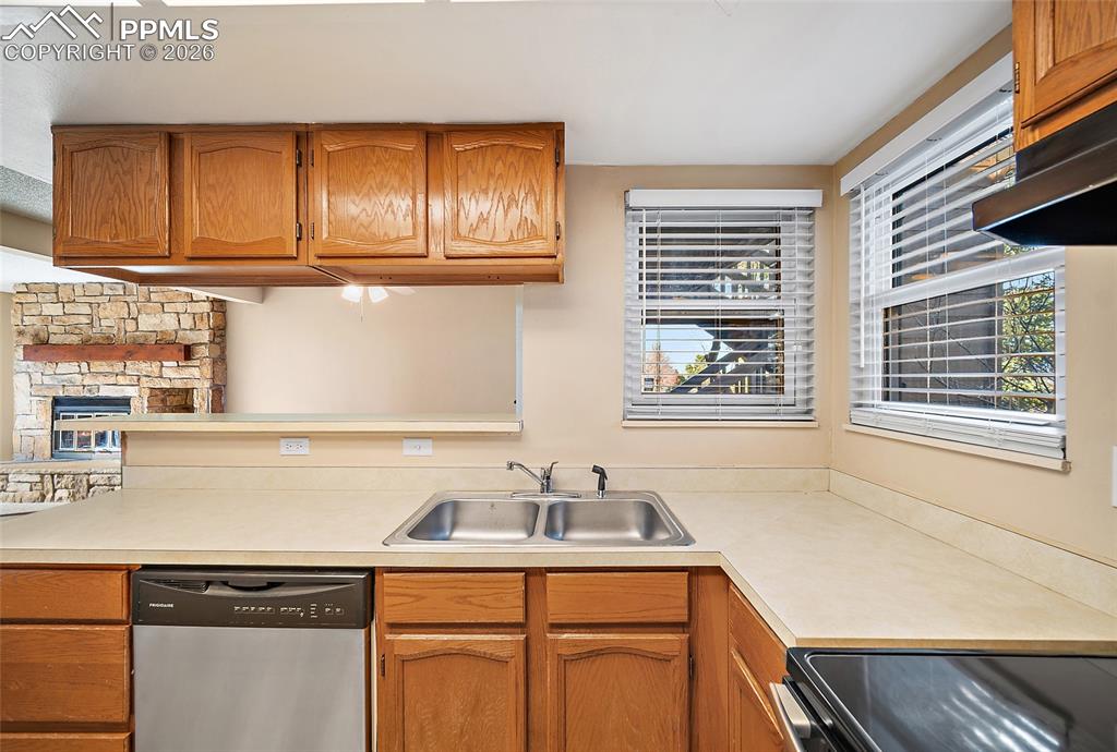 Image 9 of 47: No Description Available