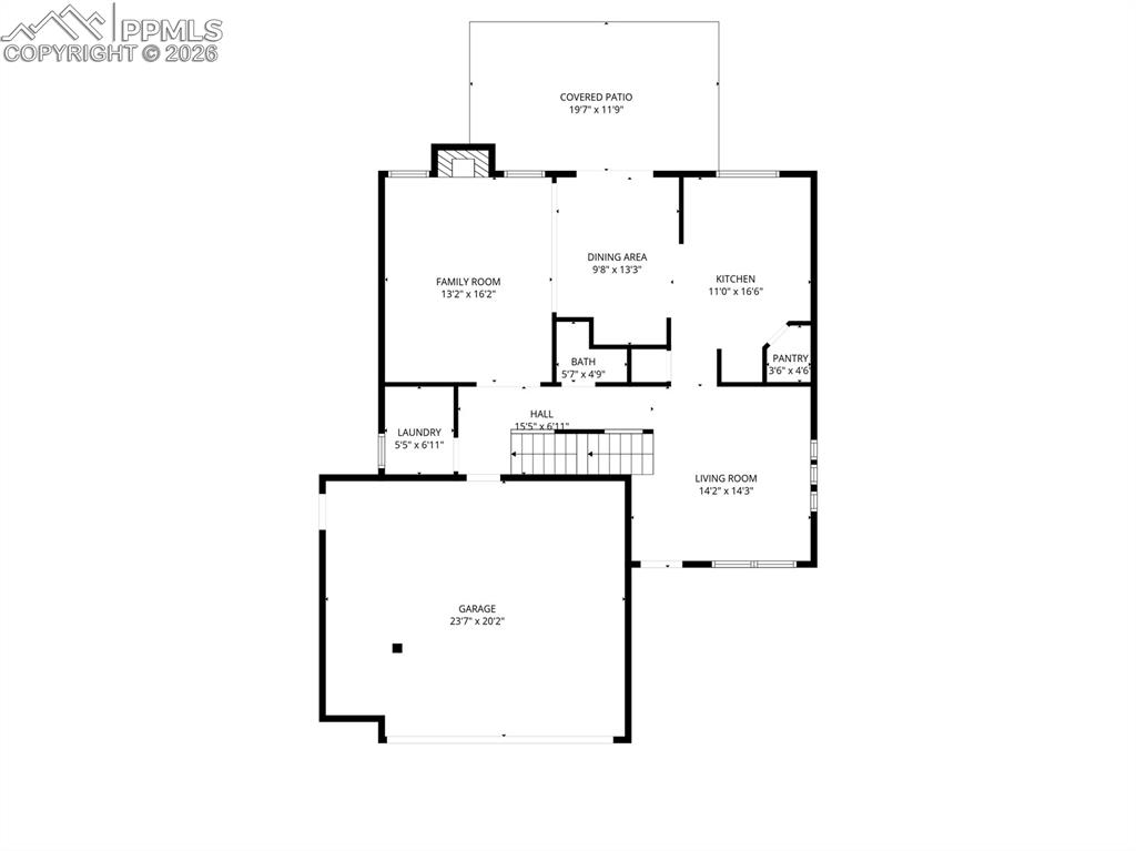 Image 38 of 41: View of room layout