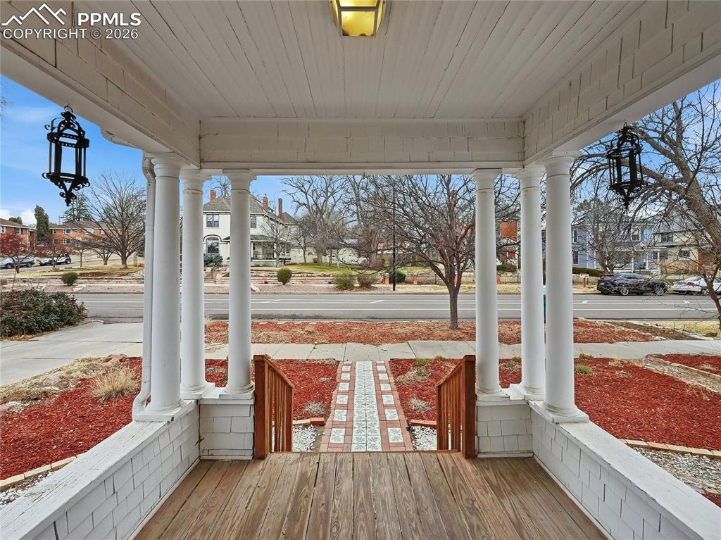 Image 10 of 33: Sun Room