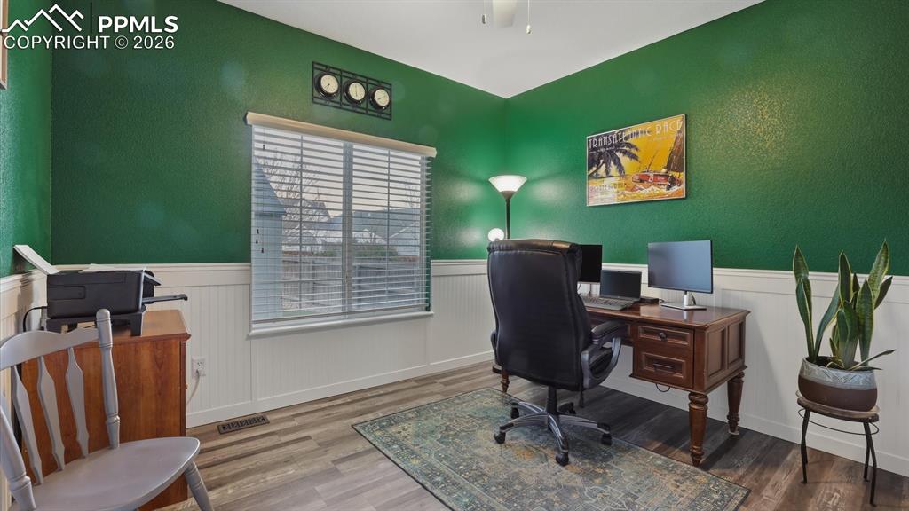 Image 24 of 50: No Description Available