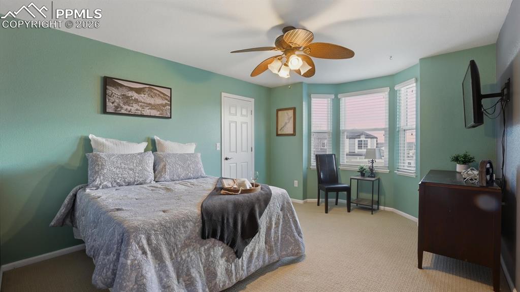 Image 40 of 50: No Description Available