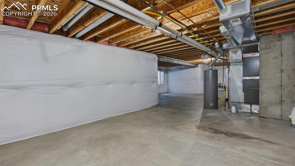 Image 45 of 50: No Description Available