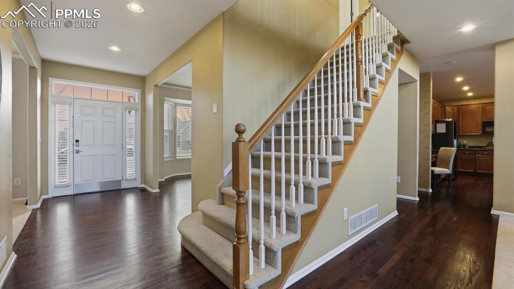 Image 5 of 50: No Description Available