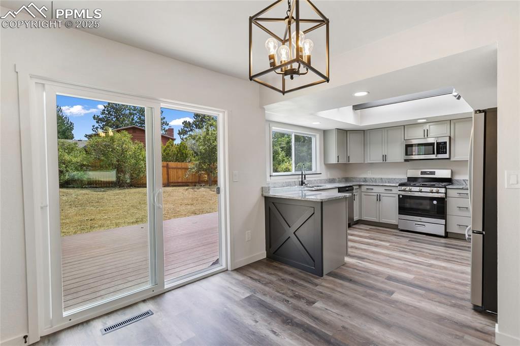 Image 10 of 36: Kitchen