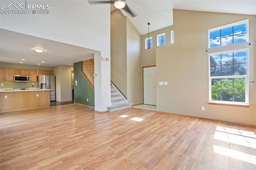 Image 5 of 28: Living Room