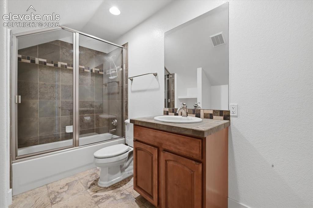 Image 16 of 50: Bathroom to the Bonus Room