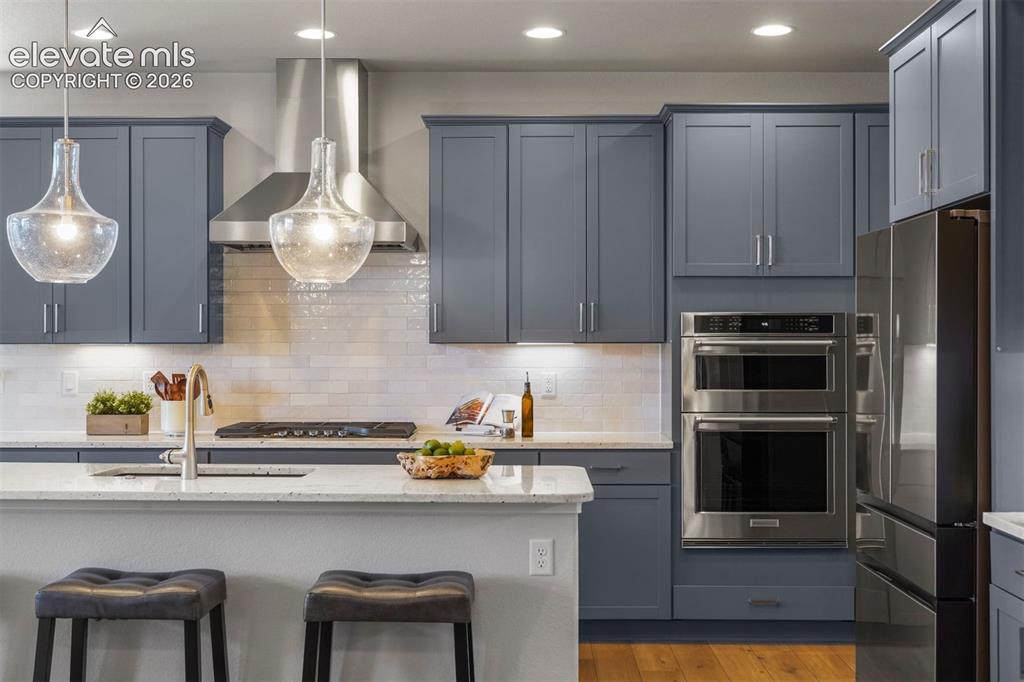 Image 13 of 43: Kitchen