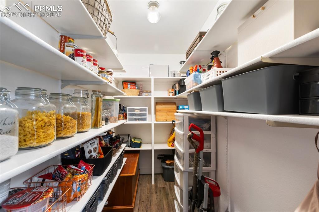 Image 17 of 38: Pantry